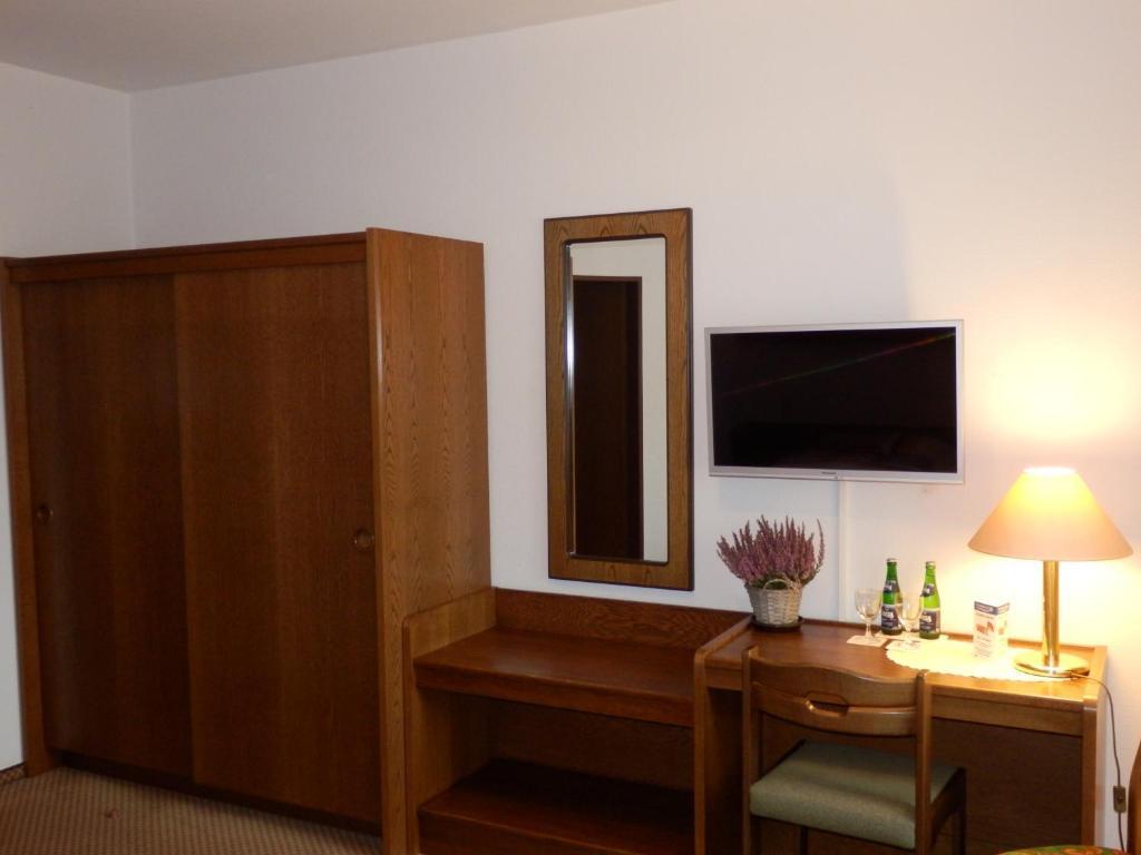 Hotel Schnarr 첼레 외부 사진