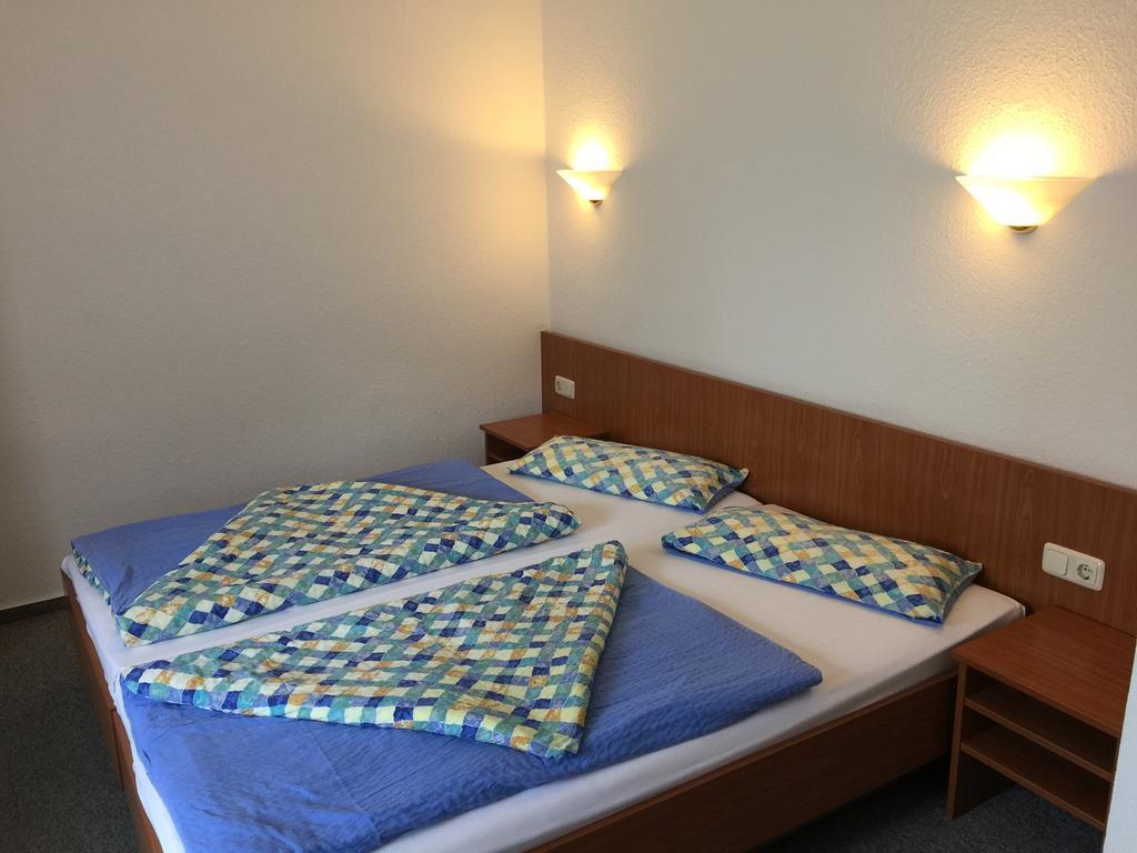 Hotel Schnarr 첼레 외부 사진