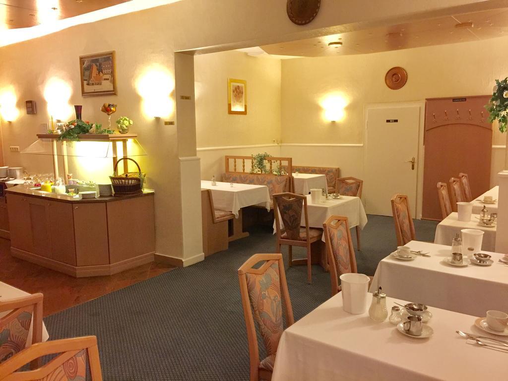 Hotel Schnarr 첼레 외부 사진