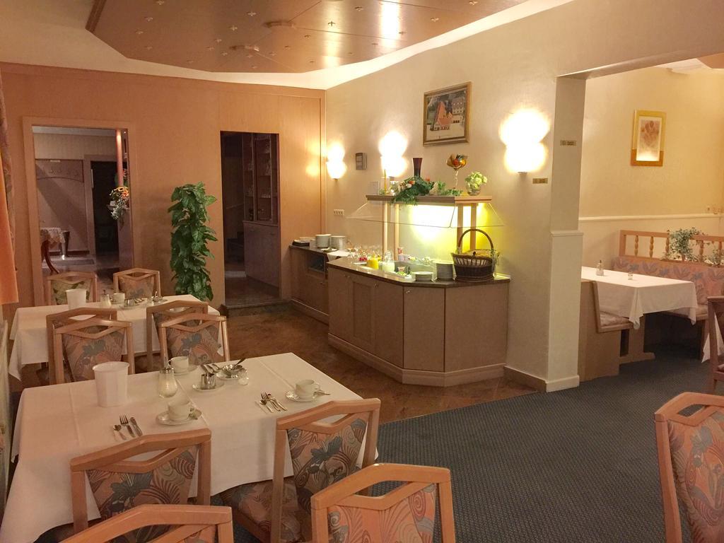 Hotel Schnarr 첼레 외부 사진